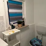 Quarto em Acomodações Particulares Mit Eigenem Bad Und Blick Auf Den Rhein