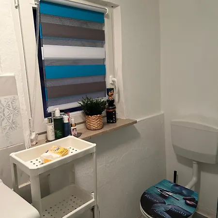 منزل للإقامة Mit Eigenem Bad Und Blick Auf Den Rhein