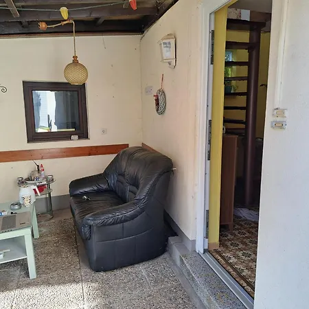 Mit Eigenem Bad Und Blick Auf Den Rhein *